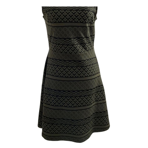 🆕 Apt 9 Olive Green Sleeveless Lace Crochet Embroidered Dress - Picture 2 of 7